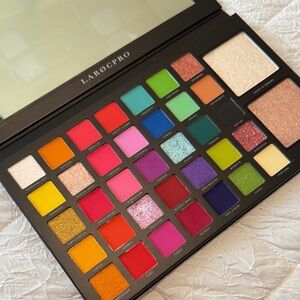 Laroc Pro The Circus Tent Palette